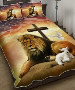 Jesus – Lion And Lamb Holy Spirit Quilt Bedding Set UXGO19BD