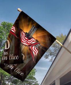 God Shed His Grace On Thee - Limited Cross And American Flag UXGO61FL